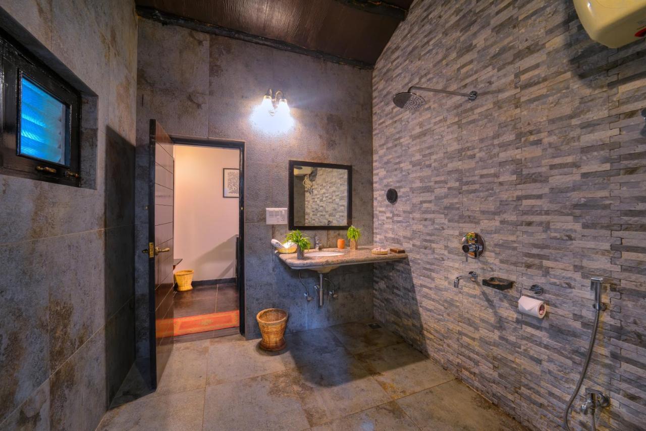 Aranyak Resort Tāla Екстериор снимка