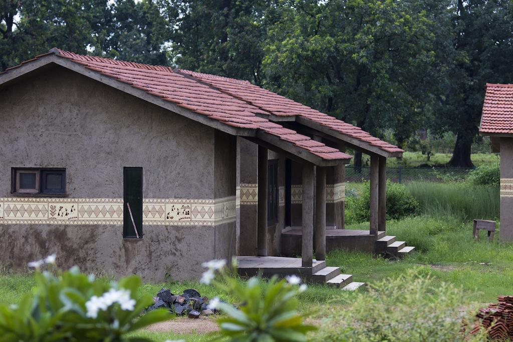 Aranyak Resort Tāla Екстериор снимка