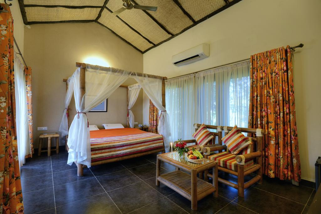 Aranyak Resort Tāla Екстериор снимка
