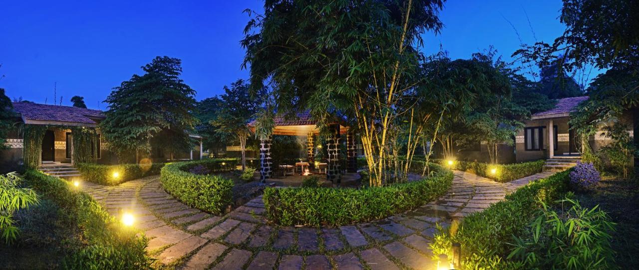 Aranyak Resort Tāla Екстериор снимка